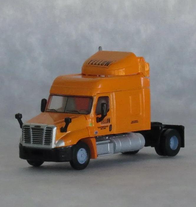 Trainworx 42585-01 N Scale Freightliner Cascadia Tractor Sleeper Cab YELLOW 34909
