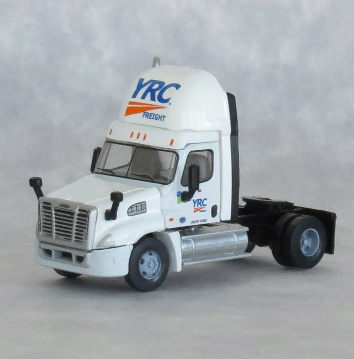 Trainworx 42590 N Scale Freightliner Cascadia Tractor Day Cab YRC Freight