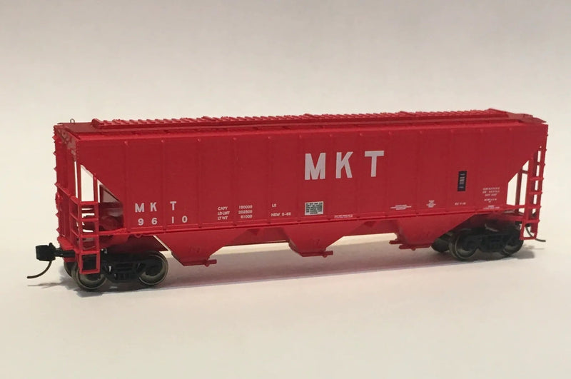 Trainworx N Scale 24472-01 PS-4427 Covered Hopper Missouri-Kansas-Texas MKT 9610 (Red Paint)