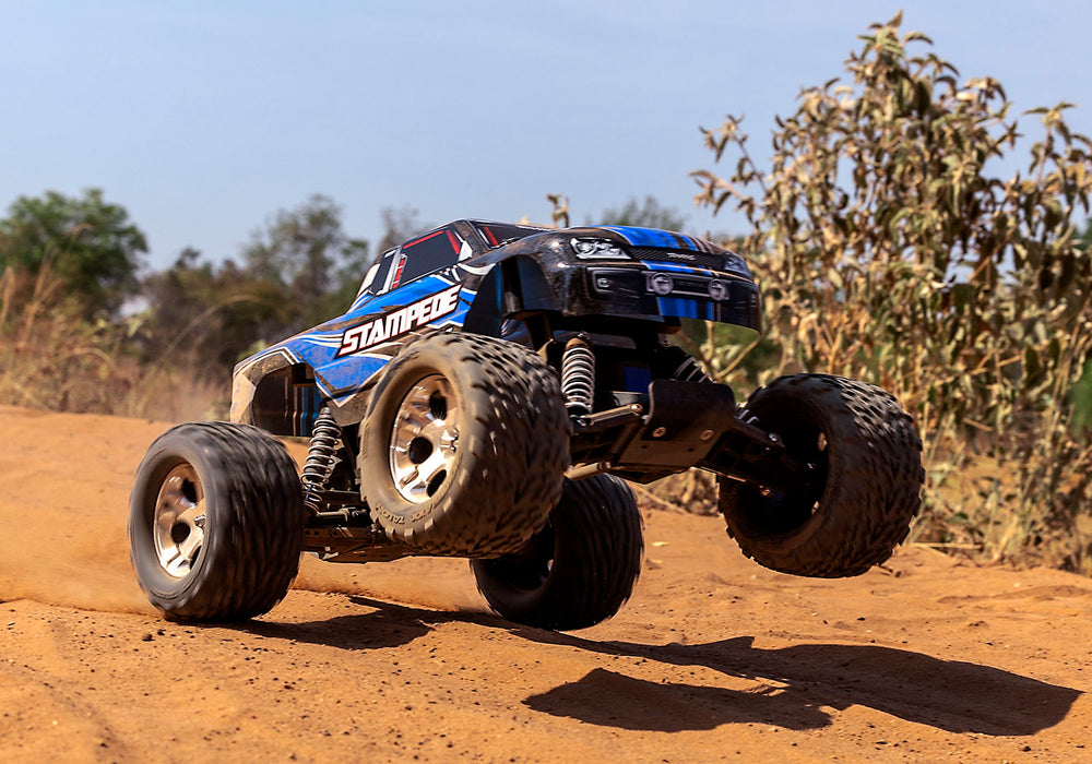Traxxas 36054-8 Blue 2WD Stampede RTR 1/10 XL-5 Monster Truck with Battery and USB-C Charger