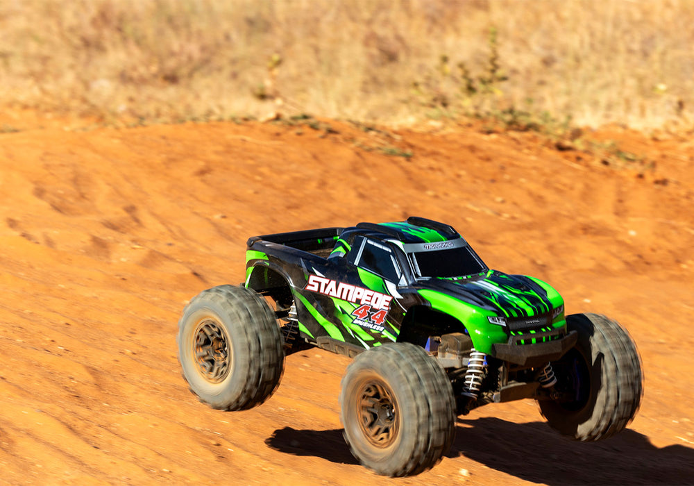 Traxxas 67154-4  Green 4x4 Stampede RTR 1/10 BL-2s Brushless Monster Truck