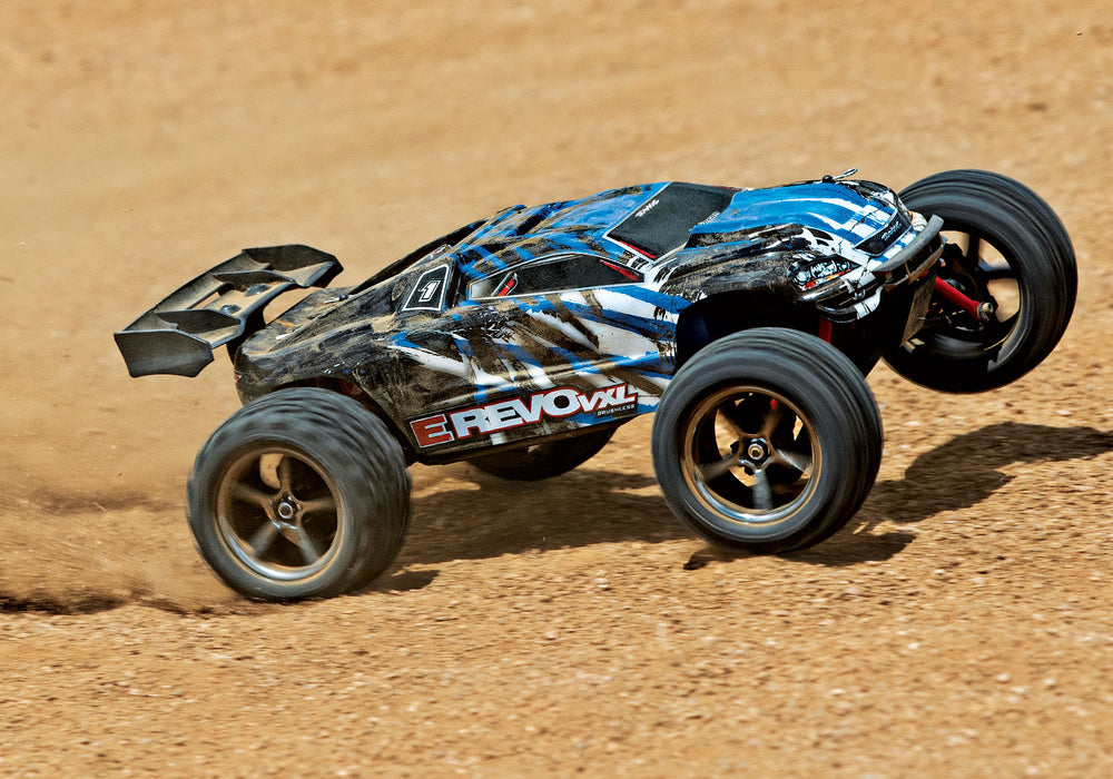 Traxxas 71076-8 BlueX 1/16 RTR VXL-3m E-Revo 4WD Monster Truck with Battery and USB-C Charger