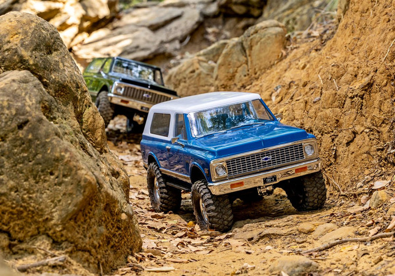 Traxxas 91076-4 Blue TRX-4 Chevrolet Blazer with Interior