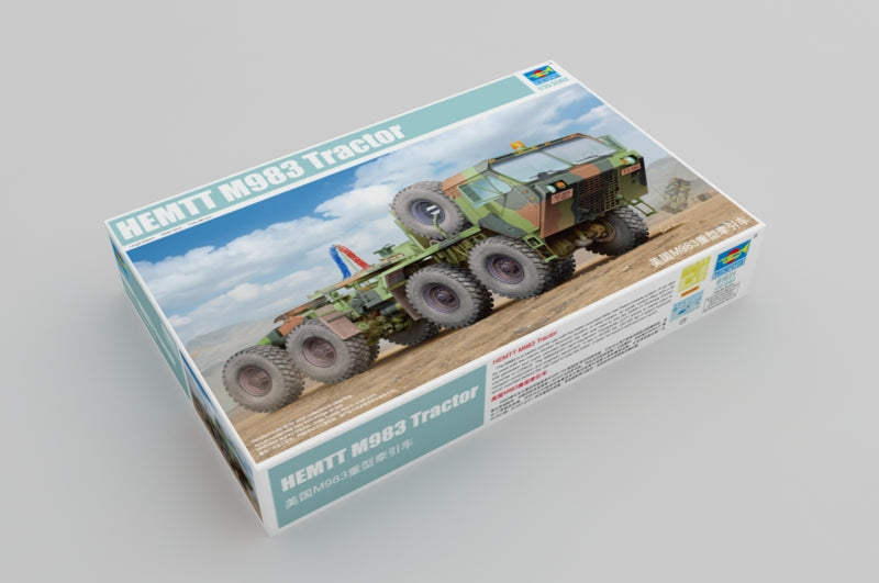 Trumpeter Scale Models 1021 1/35 HEMTT M983 Tractor Model Kit