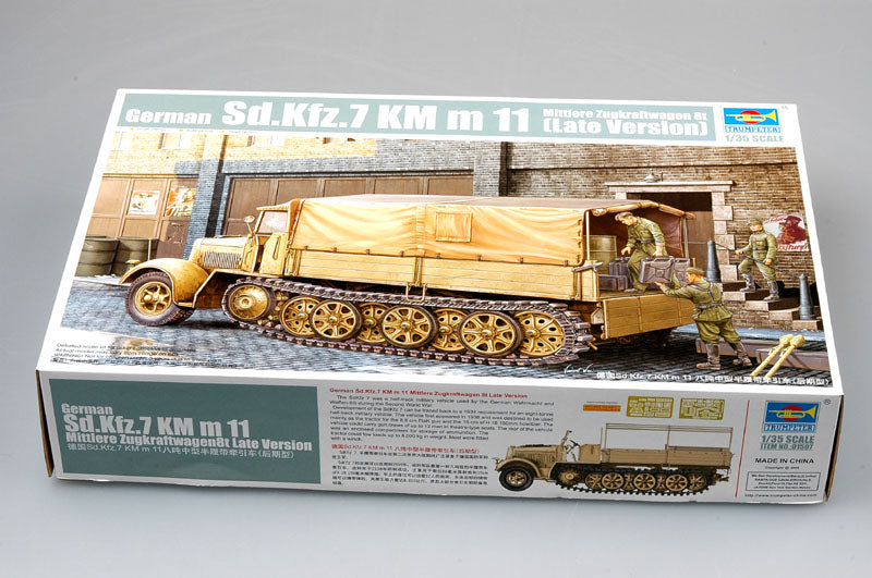 Trumpeter Scale Models 1507 1/35 German Sdkfz 7 8-ton Halftrack Late Version Model Kit
