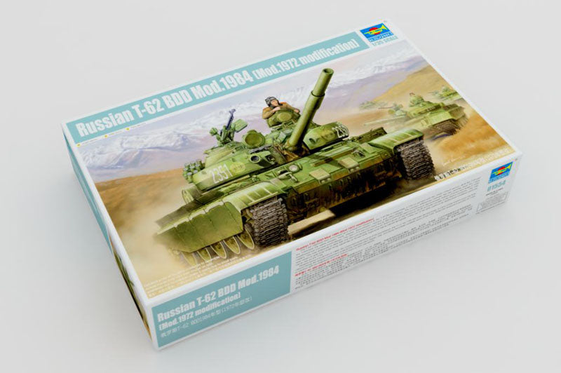Trumpeter Scale Models 1554 1/35 Russian T-62 BDD Mod 1984 (Mod 1972) Model Kit