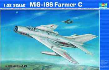 Trumpeter Scale Models 2207 1/32 MiG-19S Farmer C Fighter Model Kit