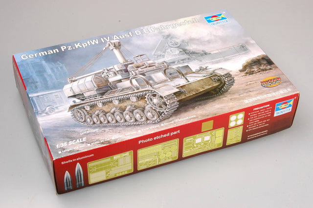Trumpeter Scale Models 362 1/35 German Panzer Pz.Kpfw.IV Ausf.D/E Fahrgestell Model Tank Kit