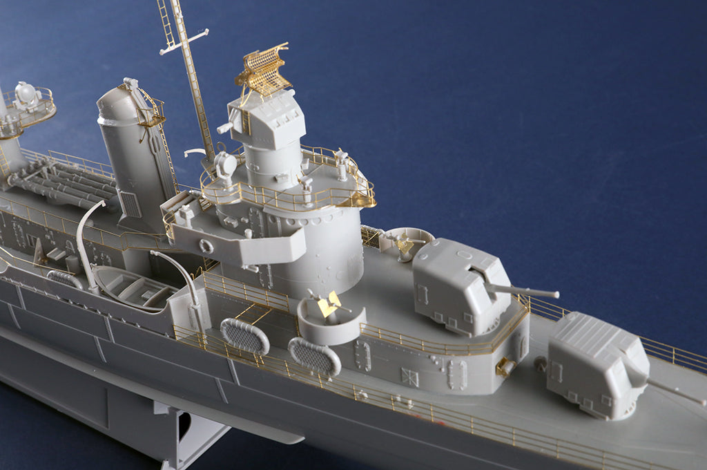 Trumpeter Scale Models 3723 1/200 USS Fletcher DD-445 Destroyer Model Kit