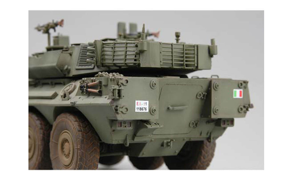 Trumpeter Scale Models 387 1/35 Italian B1 Centauro Tank Destroyer Late Version Model Kit