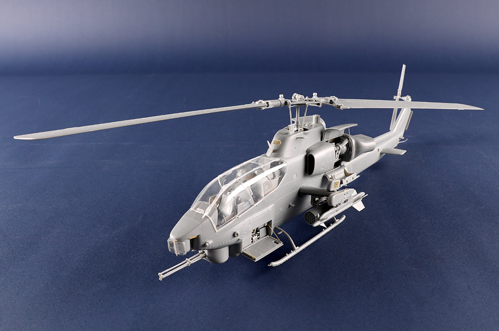 Trumpeter Scale Models 5117 1/35 AH-1W "Super Cobra" Helicopter Late ver. (Turned Exhaust) Model Kit