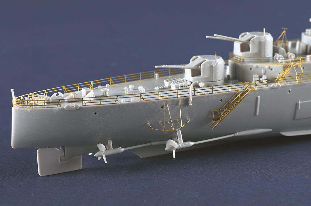 Trumpeter Scale Models 5367 1/350 HMS Argonaut British Dido Class Light Cruiser Model Kit