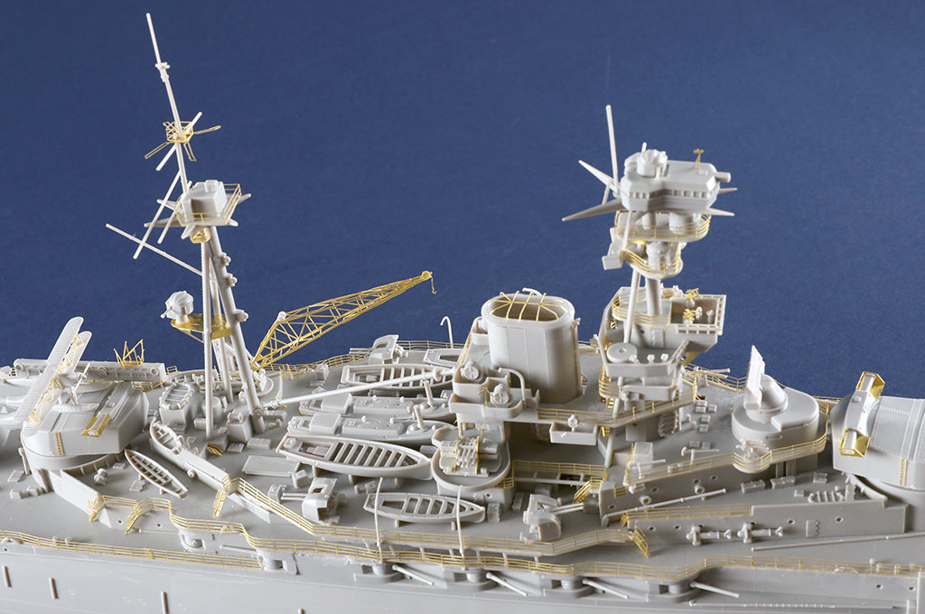 Trumpeter Scale Models 5378 1/350 HMS Royal Oak British Battleship Model Kit