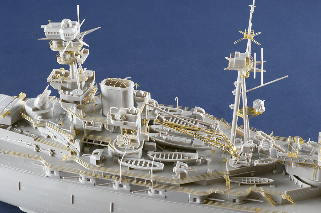 Trumpeter Scale Models 5378 1/350 HMS Royal Oak British Battleship Model Kit