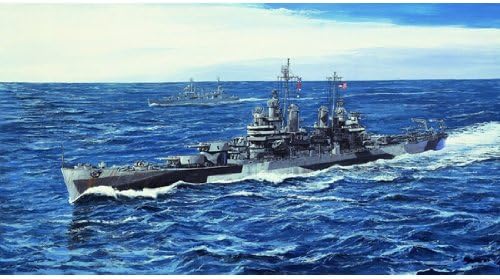 Trumpeter Scale Models 5726 1/700 USS Pittsburgh CA72 Heavy Cruiser 1943 Model Ship Kit