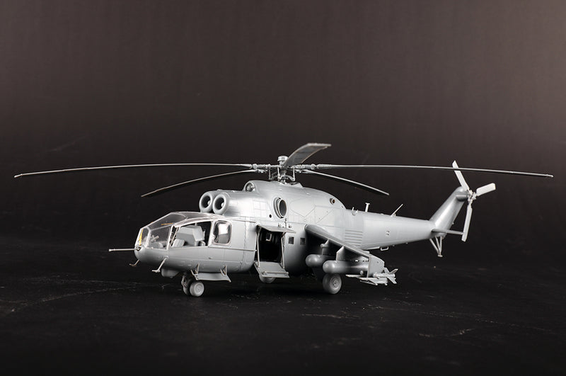 Trumpeter Scale Models 5828 1/48 Mi-24A Hind-B Helicopter Model Kit