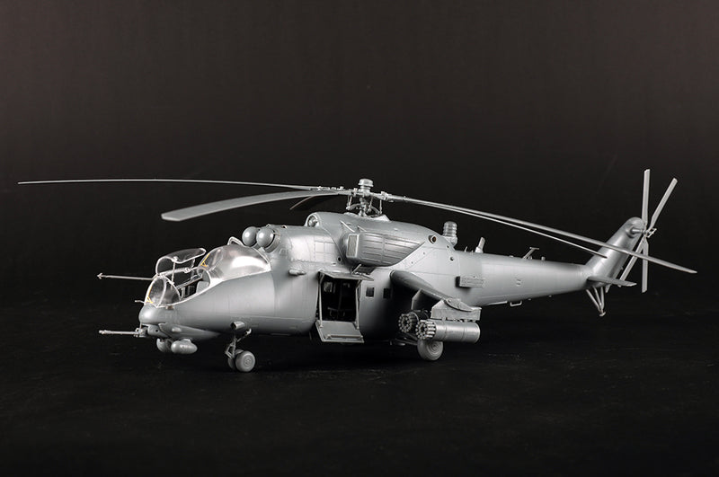 Trumpeter Scale Models 5830 1/48 Mi-35M Hind-E Helicopter Model Kit