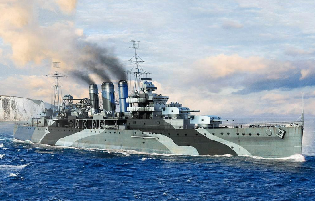 Trumpeter Scale Models 6735 1/700 HMS Kent British Heavy Cruiser Model Ship Kit