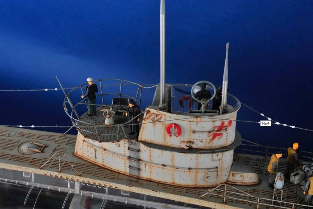 Trumpeter Scale Models 6801 German DKM U-552 U-Boat 1:48