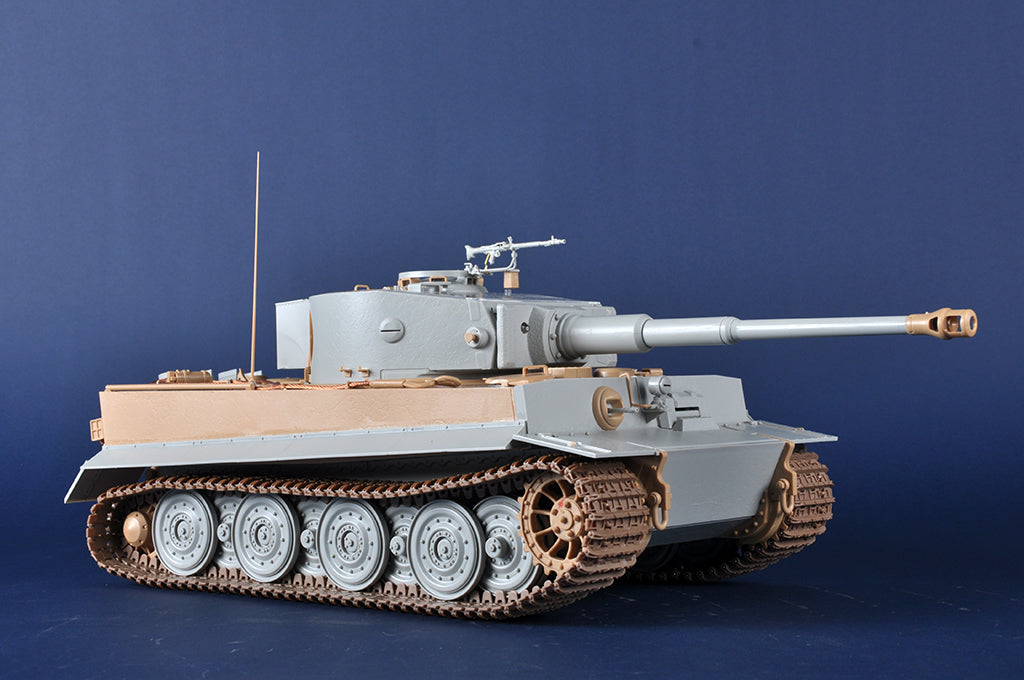Trumpeter Scale Models 945 1/16 German Pz.Kpfw.VI Ausf.E Sd.Kfz. 181 Tiger I Late Prod. with Full Interior Model Tank Kit