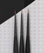 Vallejo 2990 Detail Definition Round Synthetic Brush Set: 4/0, 3/0, 2/0