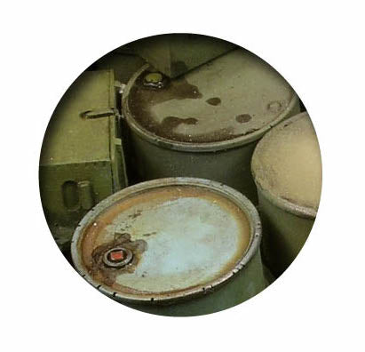 Vallejo 73.817 Petrol Spills Weathering Effect 40ml Bottle