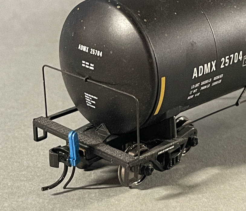 Wallace Locomotive Works SCAL-007SA  HO Scale Blue End of Train Device V2 Stand Alone Lightable (2 Pack)