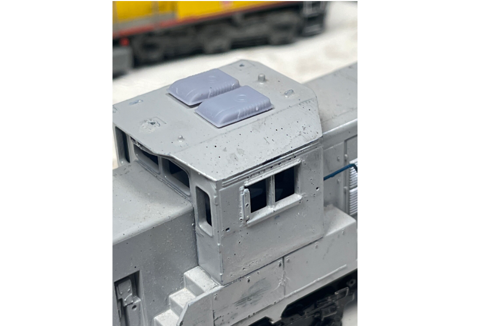 Wallace Locomotive Works WALX-047 HO Scale Low Profile RV Style AC (2 Pack)