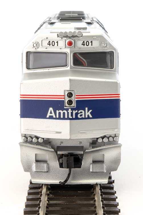Walthers 910-19468 HO Scale EMD F40PH Amtrak Phase IV 401 with DCC & Sound