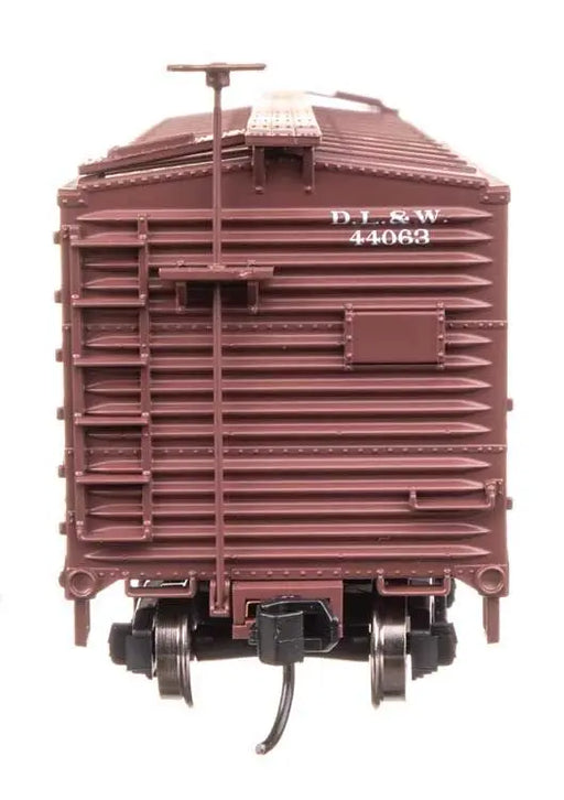 Walthers 910-40176 40' Double Sheathed Wood Boxcar Delaware, Lackawanna & Western DL&W 44063