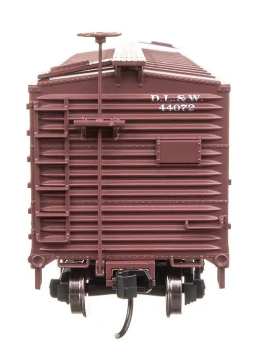 Walthers 910-40177 40' Double Sheathed Wood Boxcar Delaware, Lackawanna & Western DL&W 44072