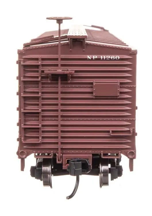Walthers 910-40184 40' Double Sheathed Wood Boxcar Northern Pacific NP 11260