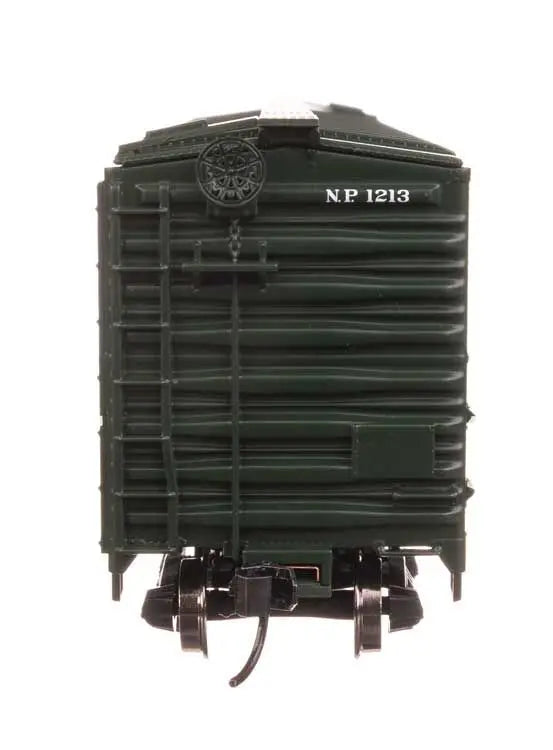 Walthers 910-46523 HO Scale 50' AAR Single Door Boxcar Northern Pacific NP 1213