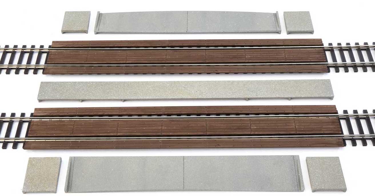 Walthers 948-83116 HO Scale Wood Crossing for Code 83 or Code 100 Track
