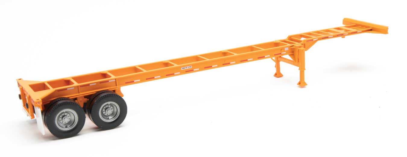 Walthers 949-4552 HO Scale 40' Container Chassis Orange 2-Pack