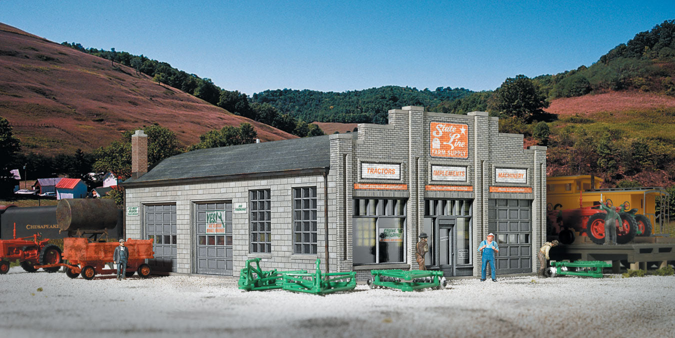 Walthers Cornerstone 933-2912 HO Scale State Line Farm Supply Kit