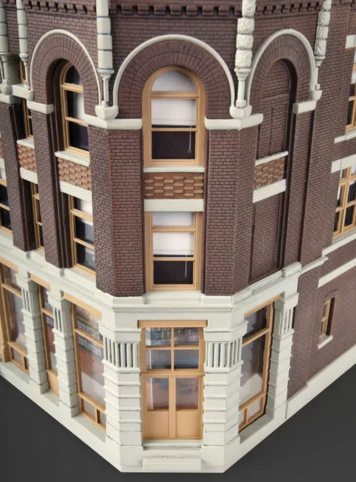 Walthers Cornerstone 933-3466 HO Scale Argosy Booksellers Building Kit