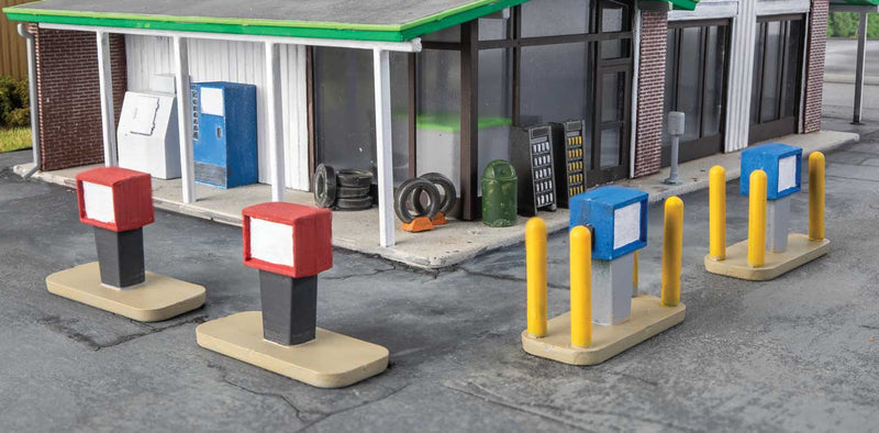 Walthers Cornerstone 933-3545 HO Scale Gas Station Details Kit