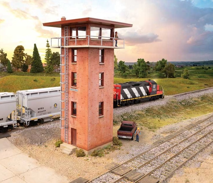 Walthers Cornerstone 933-3557 HO Scale Modern Yard Tower - Kit