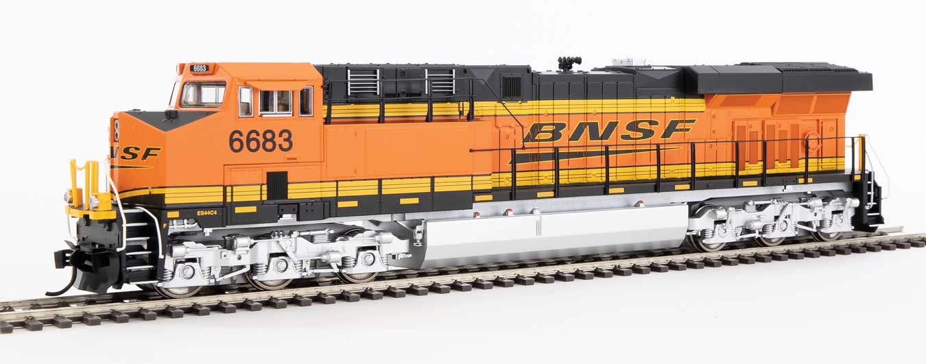 Walthers Mainline 910-10196 HO Scale GE ES44AC GEVO Diesel BNSF 6683 (Like New USED)