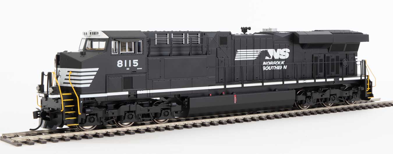 Walthers Mainline 910-10209 HO Scale GE ES44AC GEVO Diesel Norfolk Southern NS 8763 (Like New - USED)