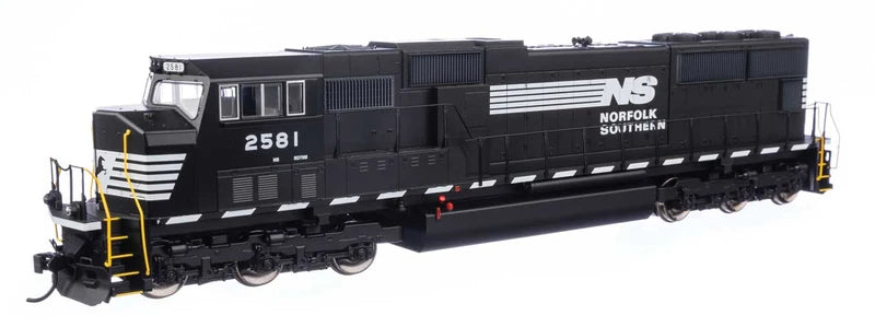 Walthers Mainline 910-21011 HO Scale EMD SD70M Norfolk Southern NS 2581 - DCC Sound (USED)