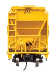 Walthers Mainline 910-49203 HO Scale ACF 5250 4-Bay Centerflow Covered Hopper Chessie System B&O 601910