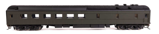 Walthers Proto 920-17700 HO Scale 85' Heavyweight 36 Seat Diner Painted Green - Unlettered (Lighted)