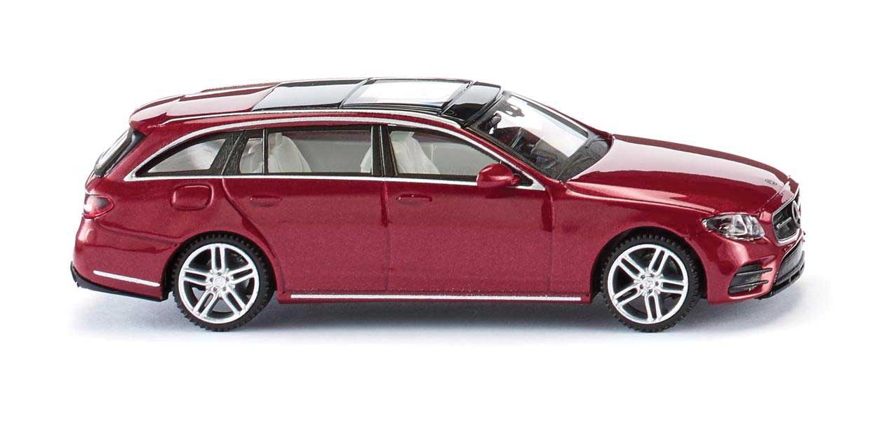 Wiking 22712 HO Scale Mercedes Benz AMG E-Class S213 - Metallic Hyacinth Red