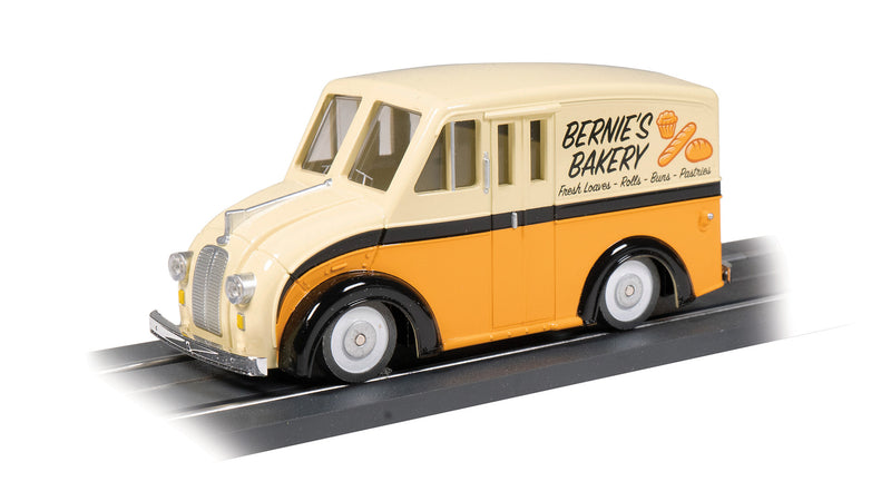 Williams by Bachmann 42753 O Gauge E-Z Street Delivery Van - Bernie's Bakery