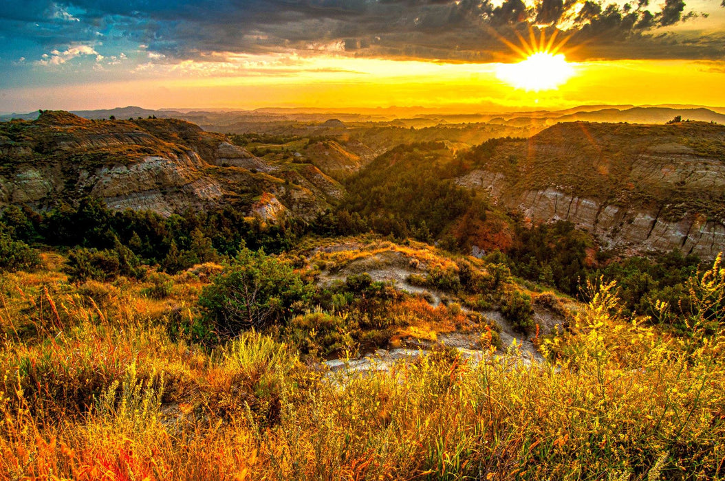 Wimberley Puzzle Company Badlands Sunset | National Parks Puzzle | 250, 500, 1000 Pieces
