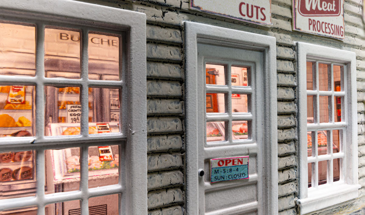 Woodland BR5068 HO Scale Built Up Structure Carver's Butcher Shoppe