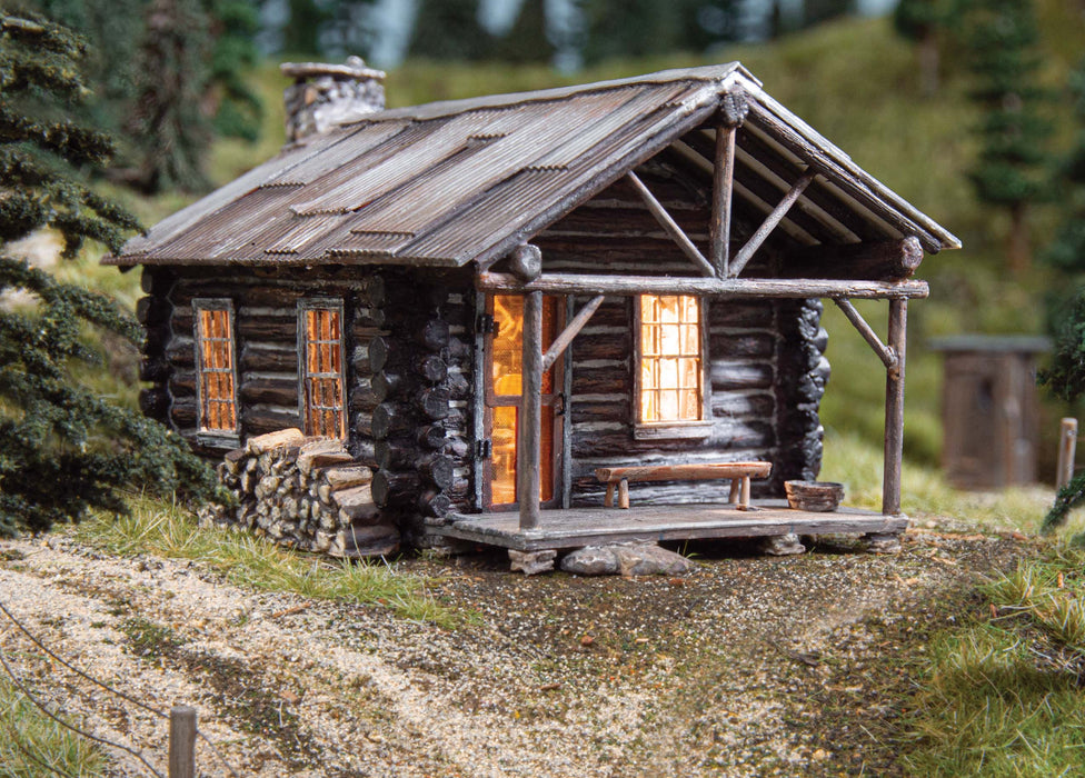 Woodland BR5071 HO Scale Built & Ready Structure Cozy Cabin