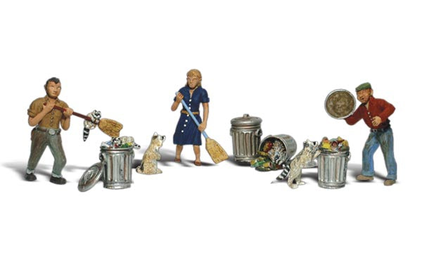 Woodland Scenics A2158 N Scale Figures - People & Pesky Raccoons